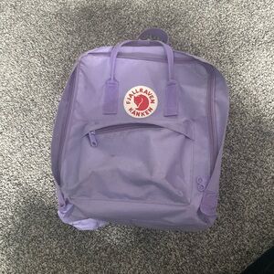 Lavender Fjallraven Kanken backpack